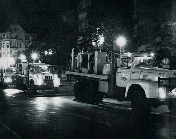 Vibroseis-Messung in Berlin bei Nacht